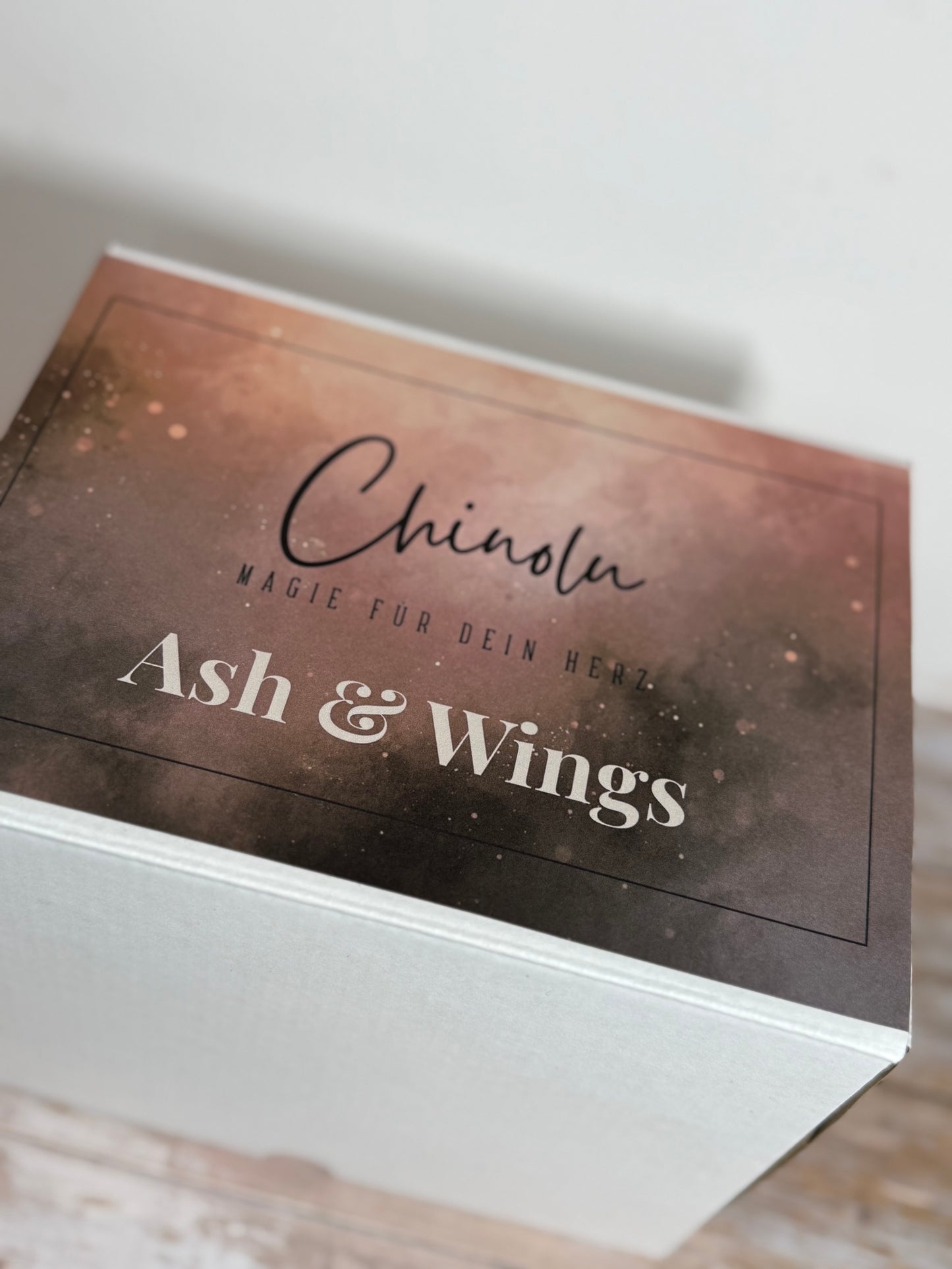 Ash & Wings – Magisches Lese- & Kerzenset