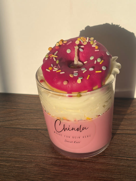🍩💖 Donut Kuss – Strawberry Shortcake