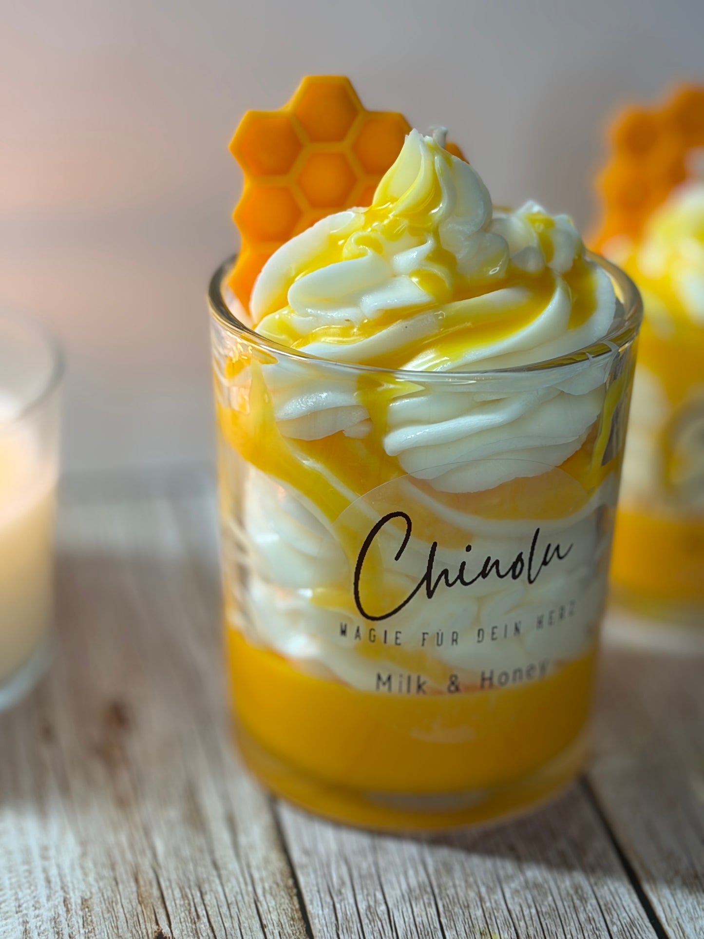 🍯🕯 Milk & Honey – Dessertkerze mit Honigzauber